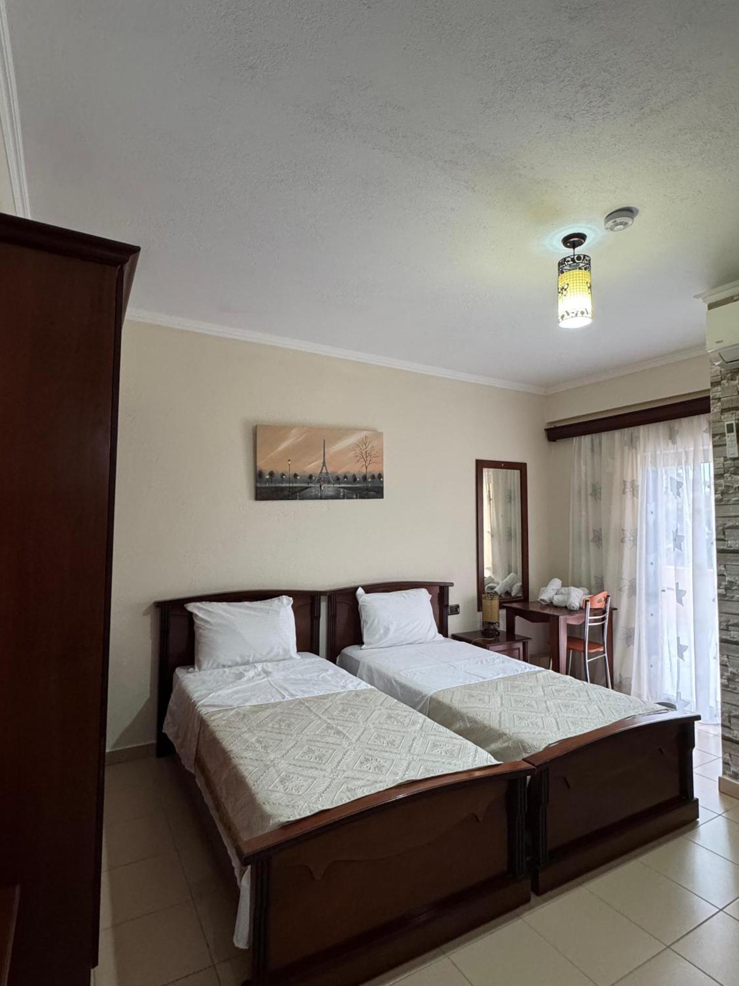 Hotel Restorant Leza Lin Номер фото